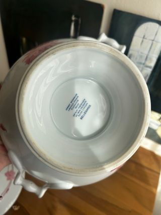 Sopera Limoges porcelana floral rosa