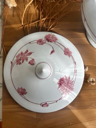 Sopera Limoges porcelana floral rosa