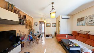 Casa adosada en venta en Nueva Torrevieja - Aguas Nuevas en Torrevieja