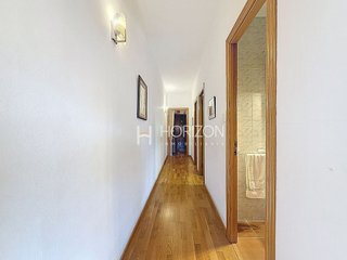 Ático en venta en Navas en Barcelona