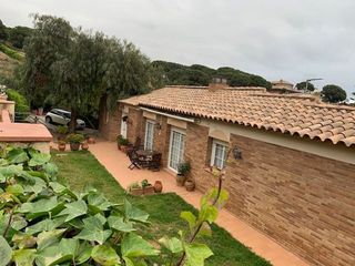 Chalet en venta en Canet de Mar