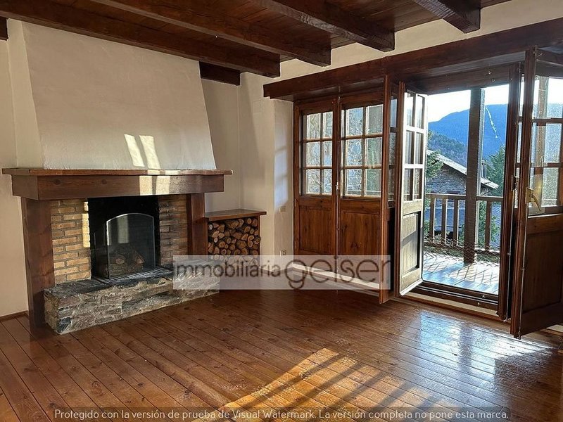 3-bedroom flat for sale in Segudet, Ordino · 2 of 20