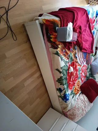 Cama 1.50 con somier y colchón