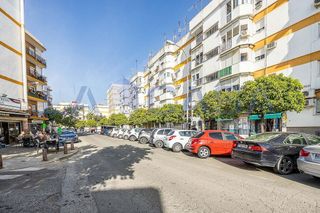 Piso en venta en Cruz Roja en Sevilla