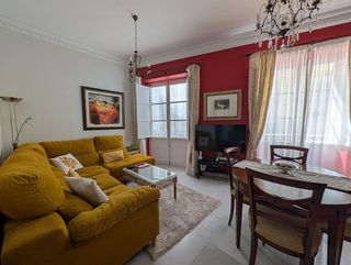 Piso en venta en Centro Histórico - Plaza España en Cádiz
