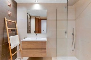 Piso en venta en Los Naranjos - Las Brisas en Marbella