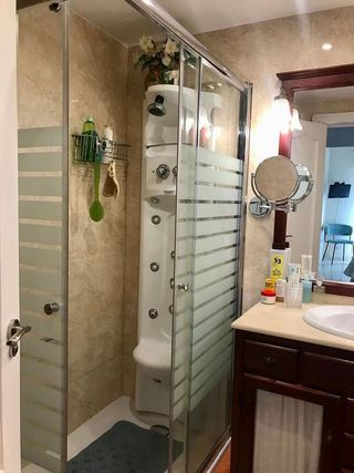 Piso en venta en Playa de la Fontanilla en Marbella