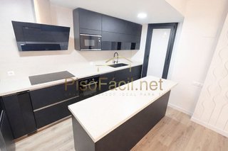 Piso en venta en Parla Este en Parla