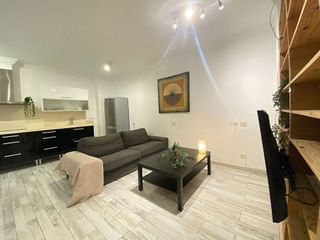 Piso en venta en Santa Catalina - Canteras en Palmas de Gran Canaria(Las)
