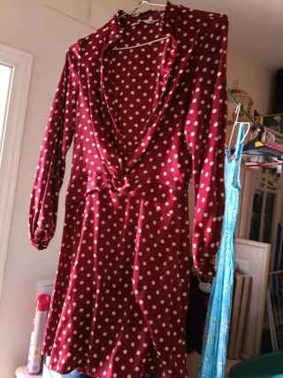 Vestido rojo de lunares