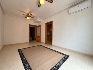 Piso en venta en Dolores