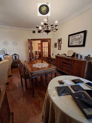 Piso en venta en Linares