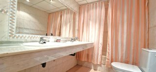 Piso en venta en Elviria en Marbella