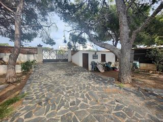 Chalet en venta en Eixample Residencial en Roda de Barà