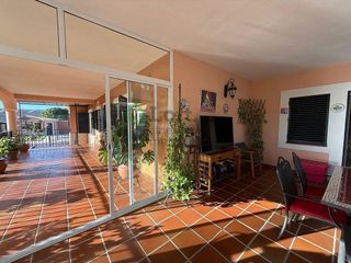 Chalet en venta en Ctra de Sevilla - Ronda sur en Badajoz