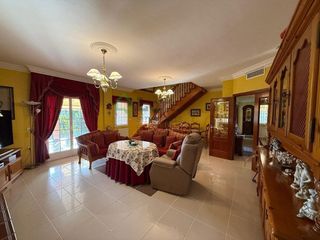 Chalet en venta en Ctra de Sevilla - Ronda sur en Badajoz