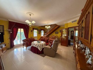 Chalet en venta en Ctra de Sevilla - Ronda sur en Badajoz