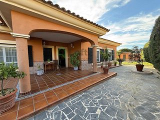 Chalet en venta en Ctra de Sevilla - Ronda sur en Badajoz