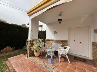 Chalet en venta en Montequinto en Dos Hermanas