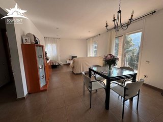 Chalet en venta en Corbera de Llobregat