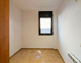 Casa adosada en venta en Tona