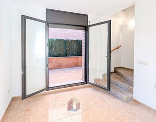 Casa adosada en venta en Tona