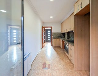 Casa adosada en venta en Tona