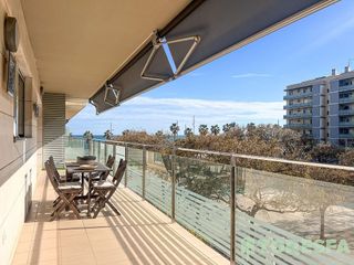 Piso en venta en Port en Badalona