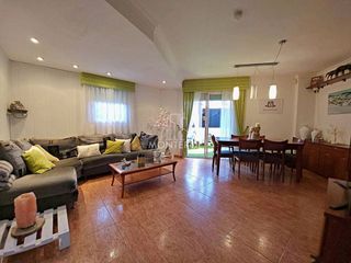 Dúplex en venta en Ca n'Oriol en Rubí