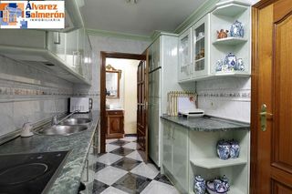 Piso en venta en Almanjáyar en Granada
