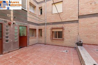 Piso en venta en Almanjáyar en Granada