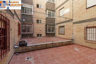 Piso en venta en Almanjáyar en Granada
