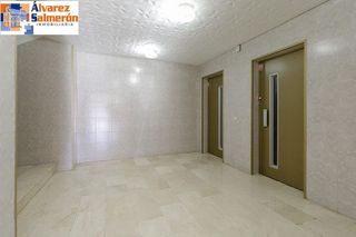 Piso en venta en Almanjáyar en Granada