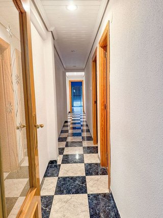 Piso en venta en Zona Calle Valencia en Torrent