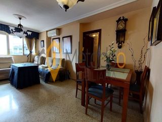 Piso en venta en Rochelambert en Sevilla