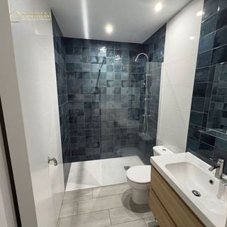 Piso en venta en El Barral Ferial en Coslada