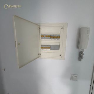 Piso en venta en El Barral Ferial en Coslada