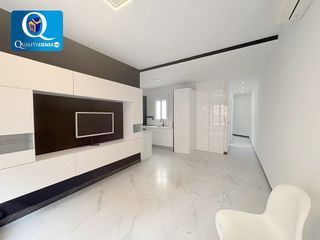 Piso en venta en Ensanche - Diputación en Alicante