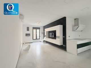 Piso en venta en Ensanche - Diputación en Alicante