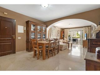 Piso en venta en Puerto Banús en Marbella