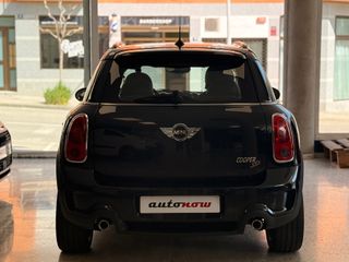 MINI Countryman 2012