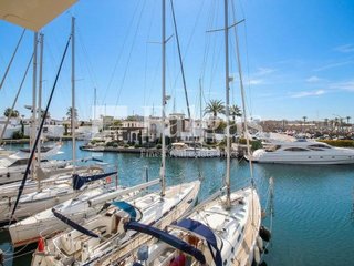 Piso en venta en Empuriabrava en Castelló d´Empúries