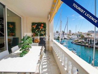 Piso en venta en Empuriabrava en Castelló d´Empúries