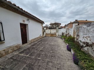 Casa adosada en venta en Hospital - G3 - G2 en Burgos