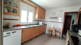 Casa adosada en venta en Gelves