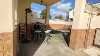 Casa adosada en venta en Gelves