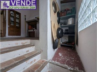 Casa adosada en venta en Sax