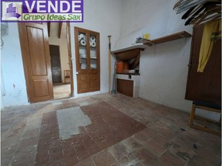 Casa adosada en venta en Sax