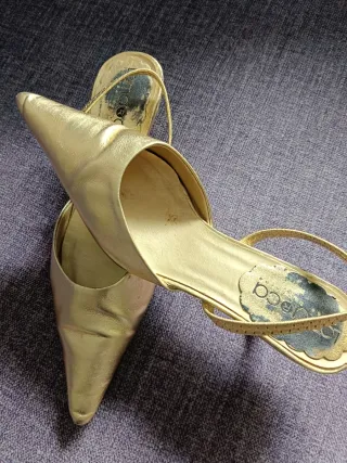 Zapatos de fiesta Lodi dorados