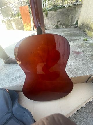 Guitarra Acústica Marrón